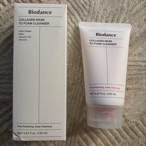 Biodance Collagen Mask to Foam Cleanser - White